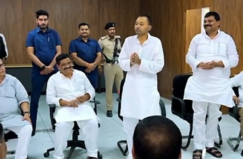 0000000000-1772946758